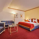 Hotel Luitpoldpark-hotel 4*