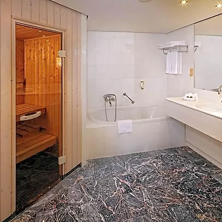 Luitpoldpark-hotel 4*