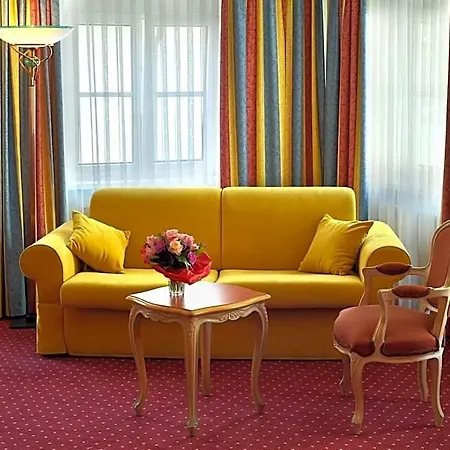 Luitpoldpark-hotel 4*