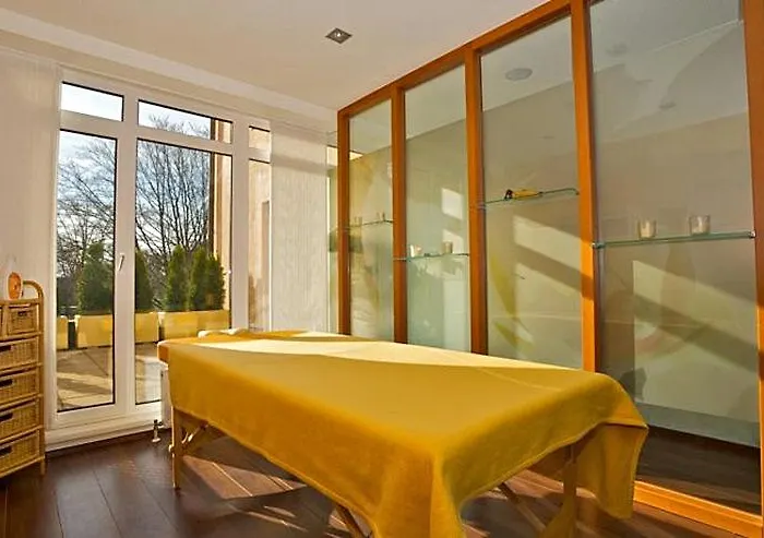 فندق-luitpoldpark 4*